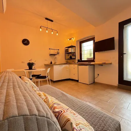 Cozy House In Corte